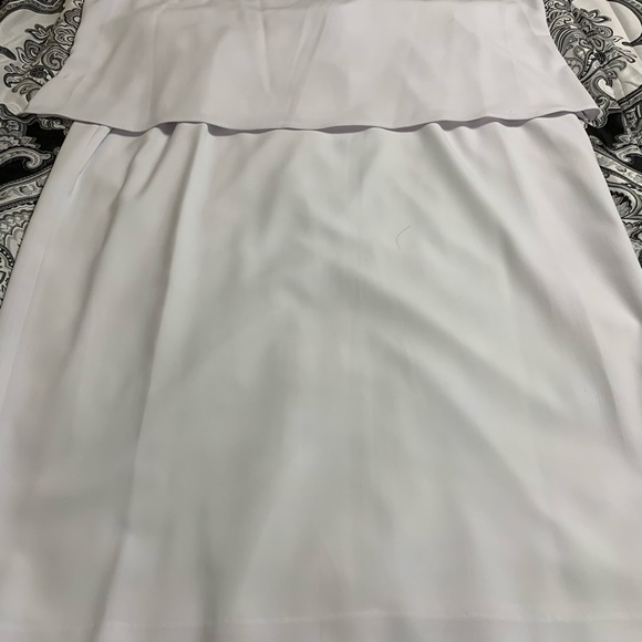 Skirt and shirt - Picture 5 of 6